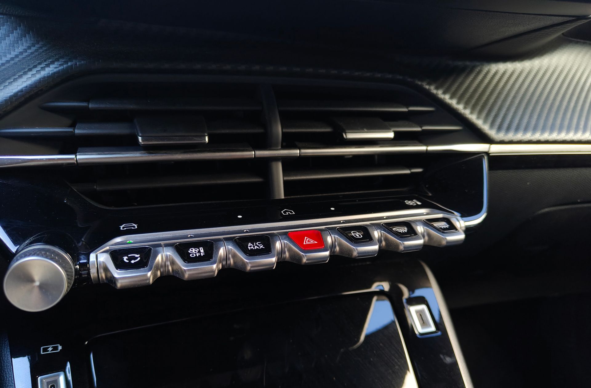 Peugeot 2008 Allure Hybrid eDCS6 - foto 25
