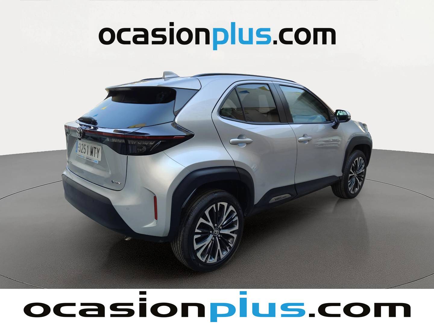 Foto trasera Toyota Yaris Cross Toyota Yaris Cross 120H Style (116 CV) derecha