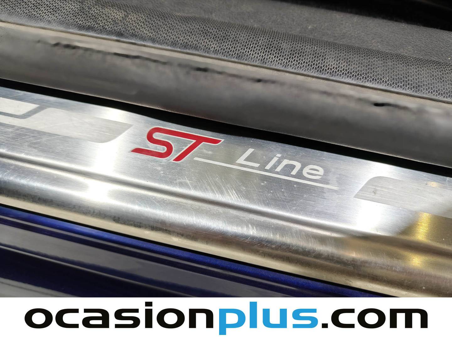 Equipamiento del Ford Focus Ford Focus 1.5 Ecoboost ST-Line Red&Black (182 CV)