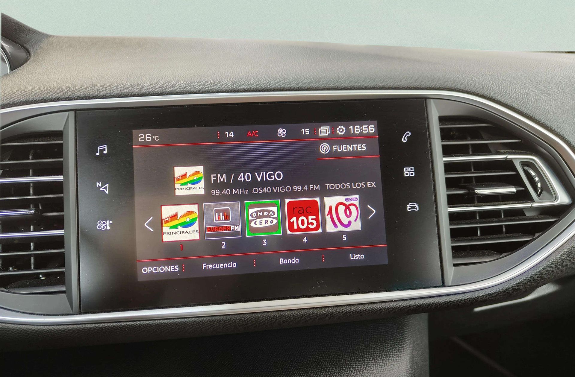 Peugeot 308 GTi by Peugeot Sport - foto 28