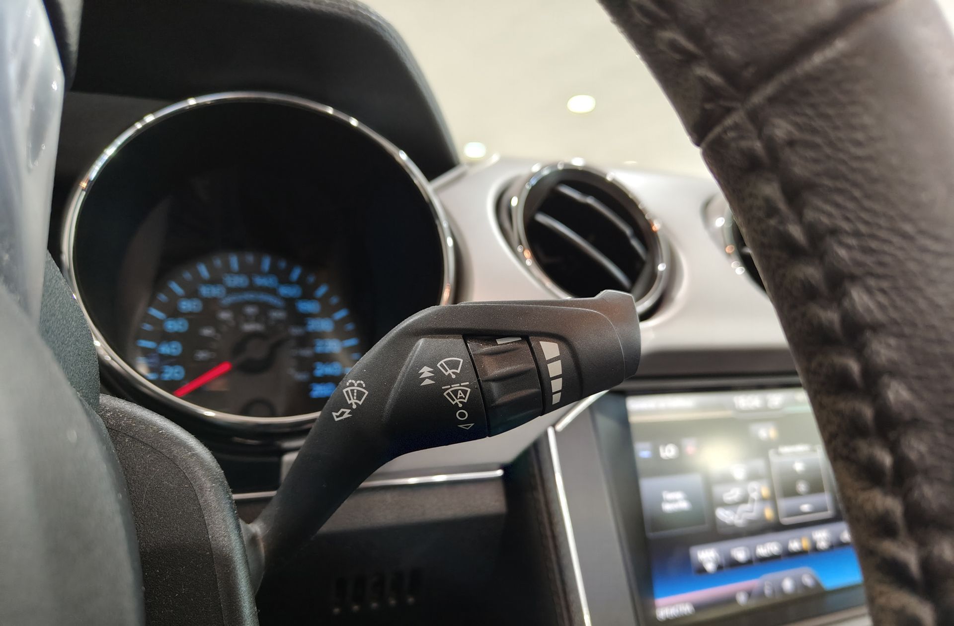 Ford Mustang 2.3 EcoBoost Convertible - foto 30
