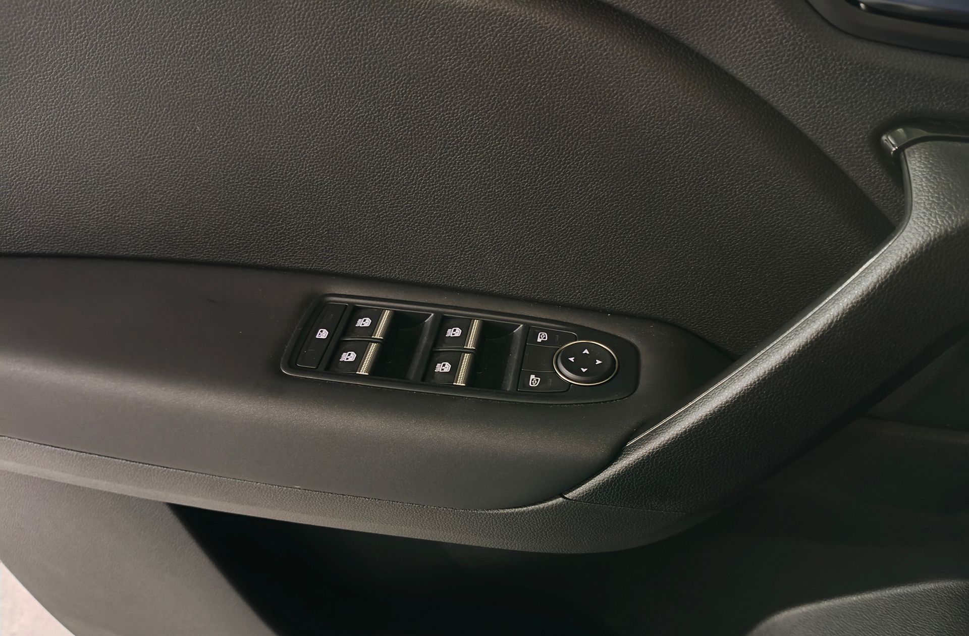 Renault Captur Evolution E-Tech full hybrid - foto 34