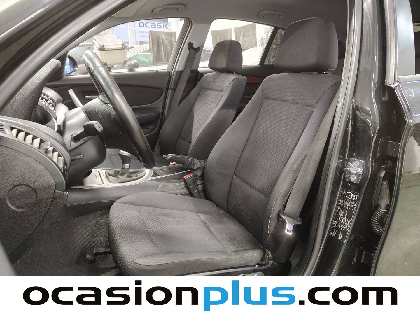 Foto asientos delanteros BMW Serie 1 BMW Serie 1 118d (143 CV)
