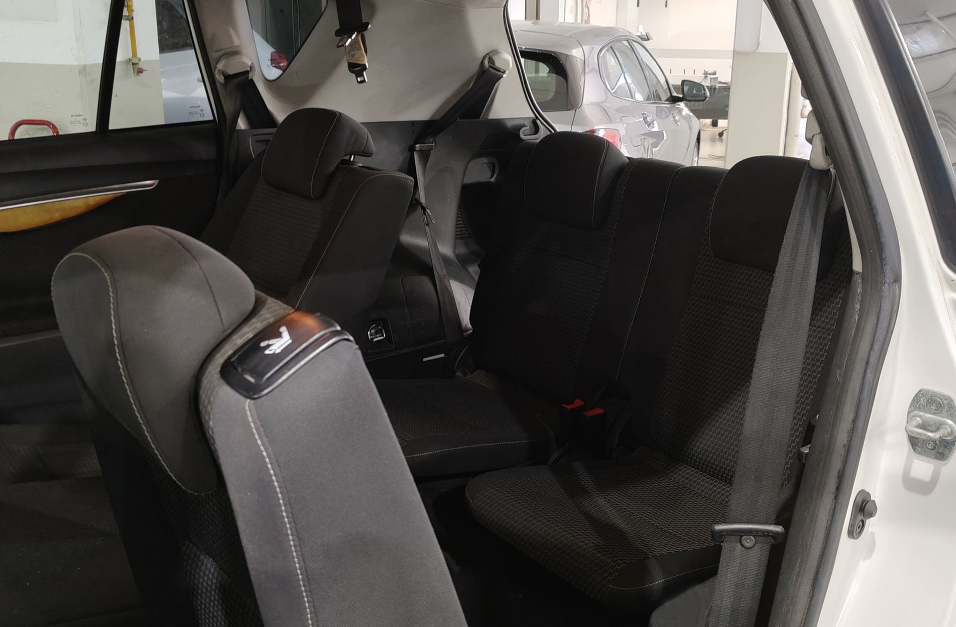 Toyota Verso 115D Advance 7 plazas - foto 7