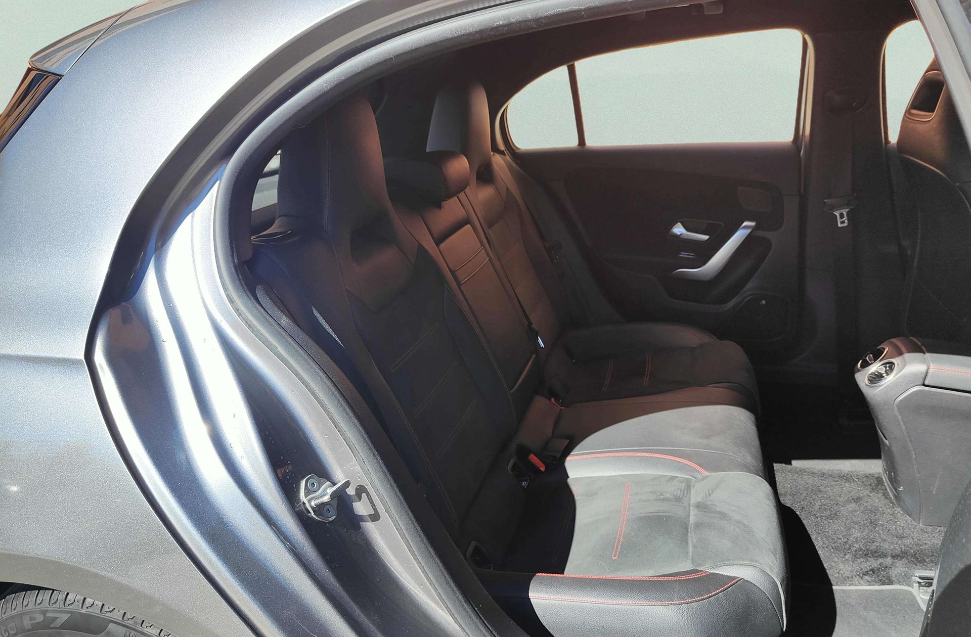 Mercedes-Benz Clase A 200 Pack AMG - foto 19