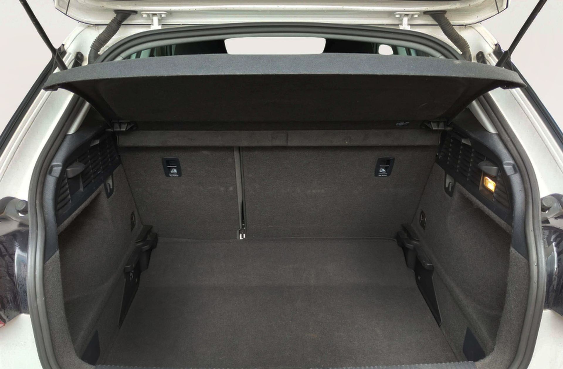 Audi Q2 Advanced 30 TDI - foto 19