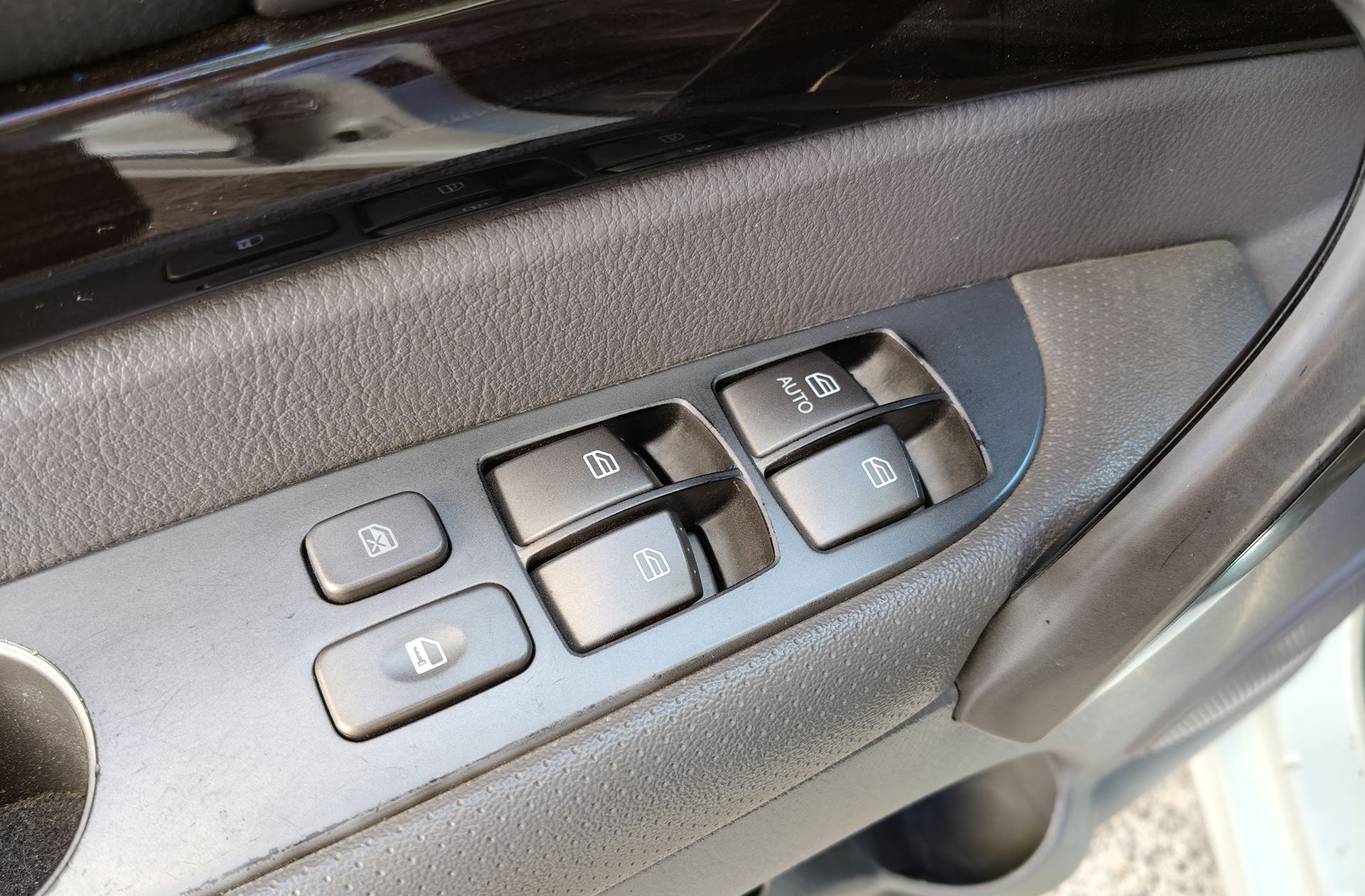 SsangYong Rodius D22T Limited 7 plazas - foto 35