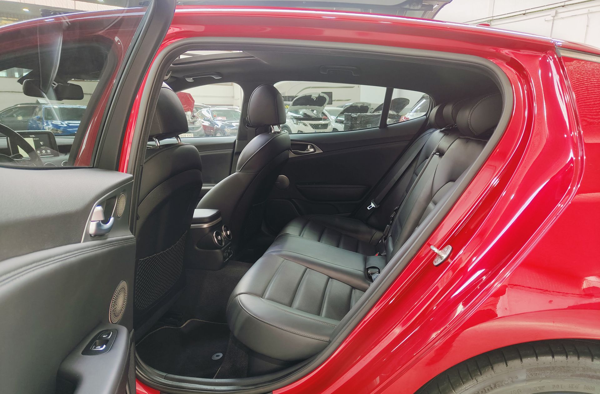 Kia Stinger 2.2 CRDi GT Line 4x2 - foto 18