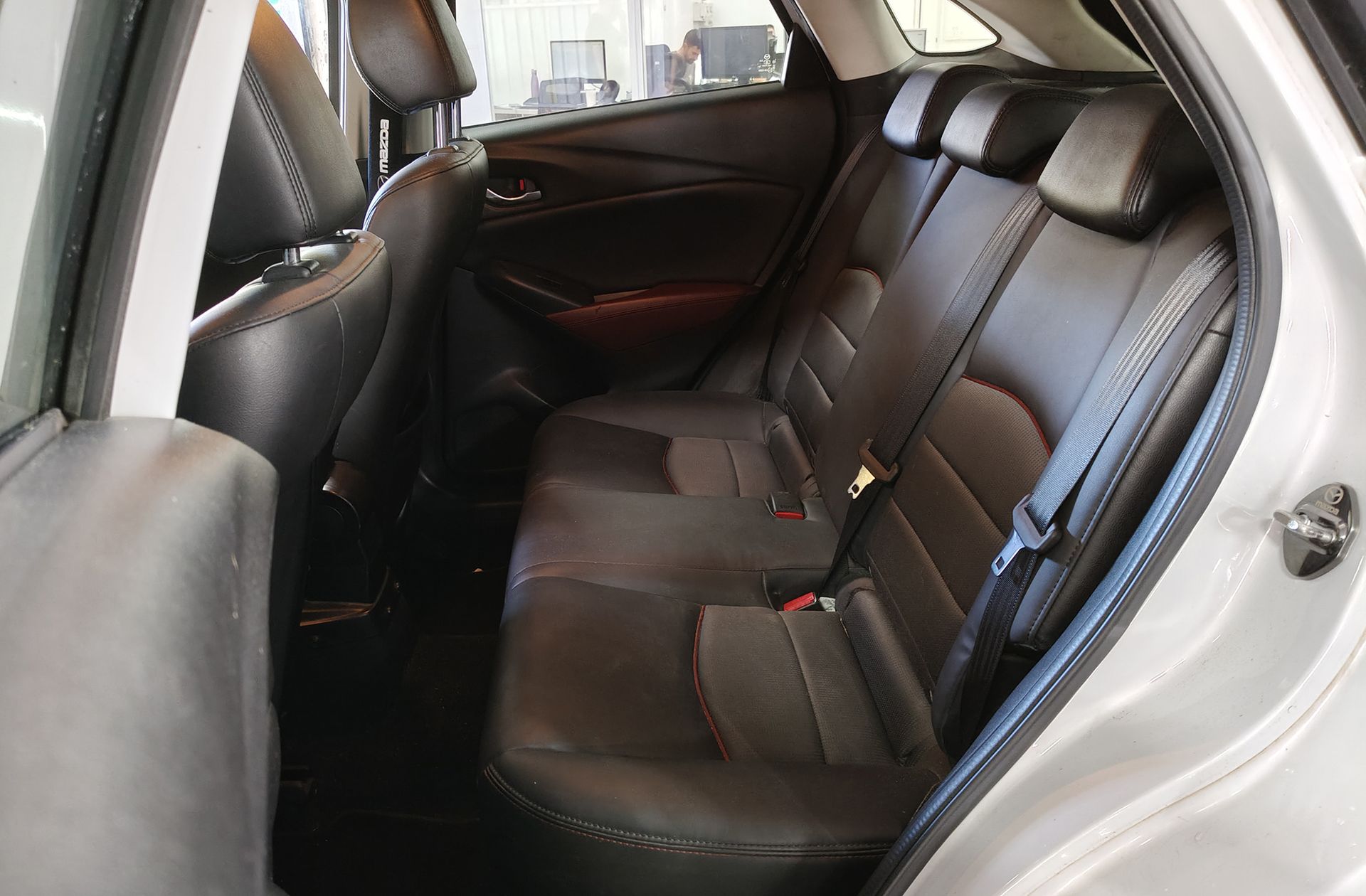 Mazda CX-3 2.0 Skyactiv GE i-Eloop Luxury 4WD - foto 12