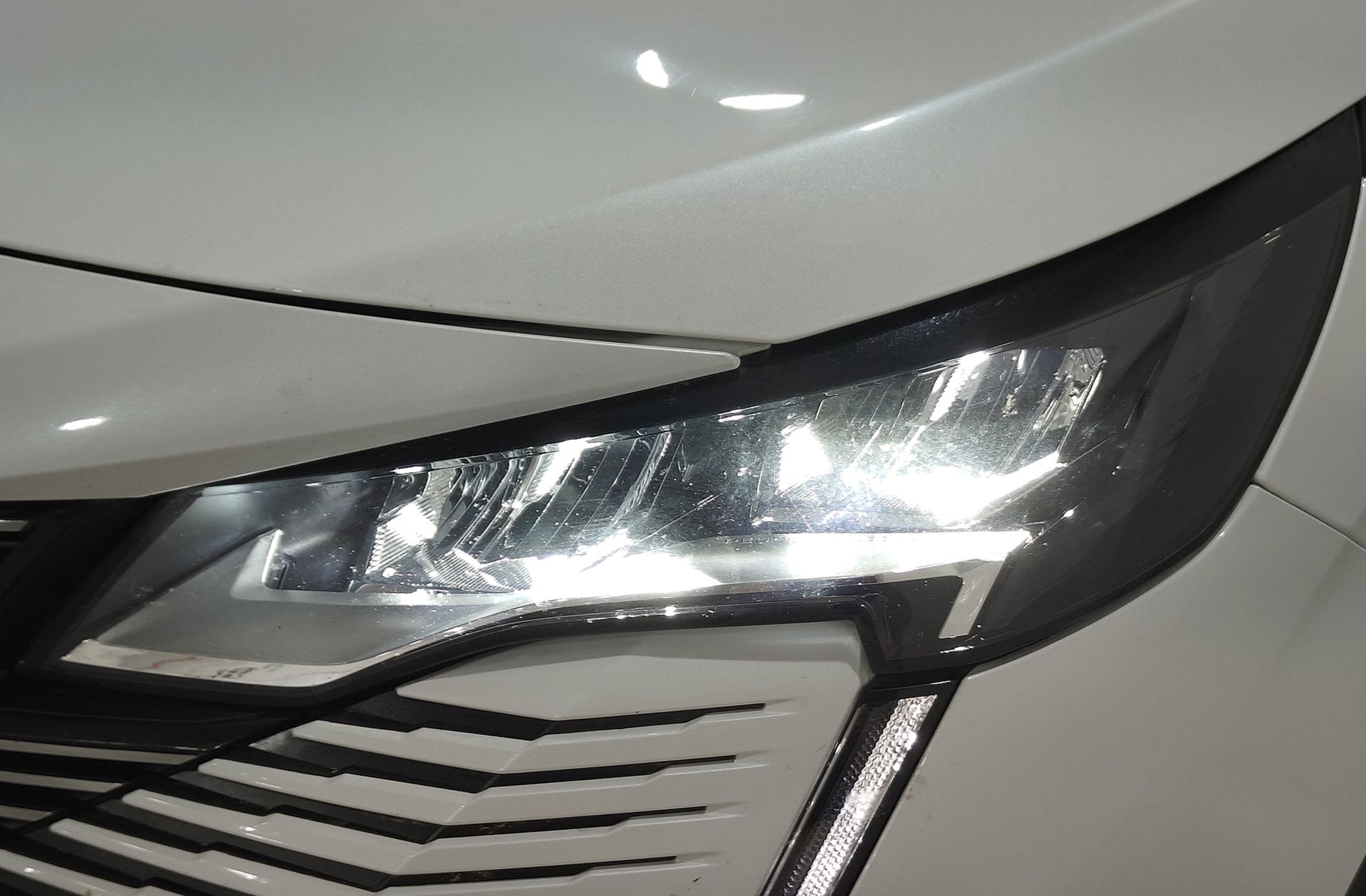 Peugeot 5008 PureTech 130 Allure Pack 7 plazas - foto 16