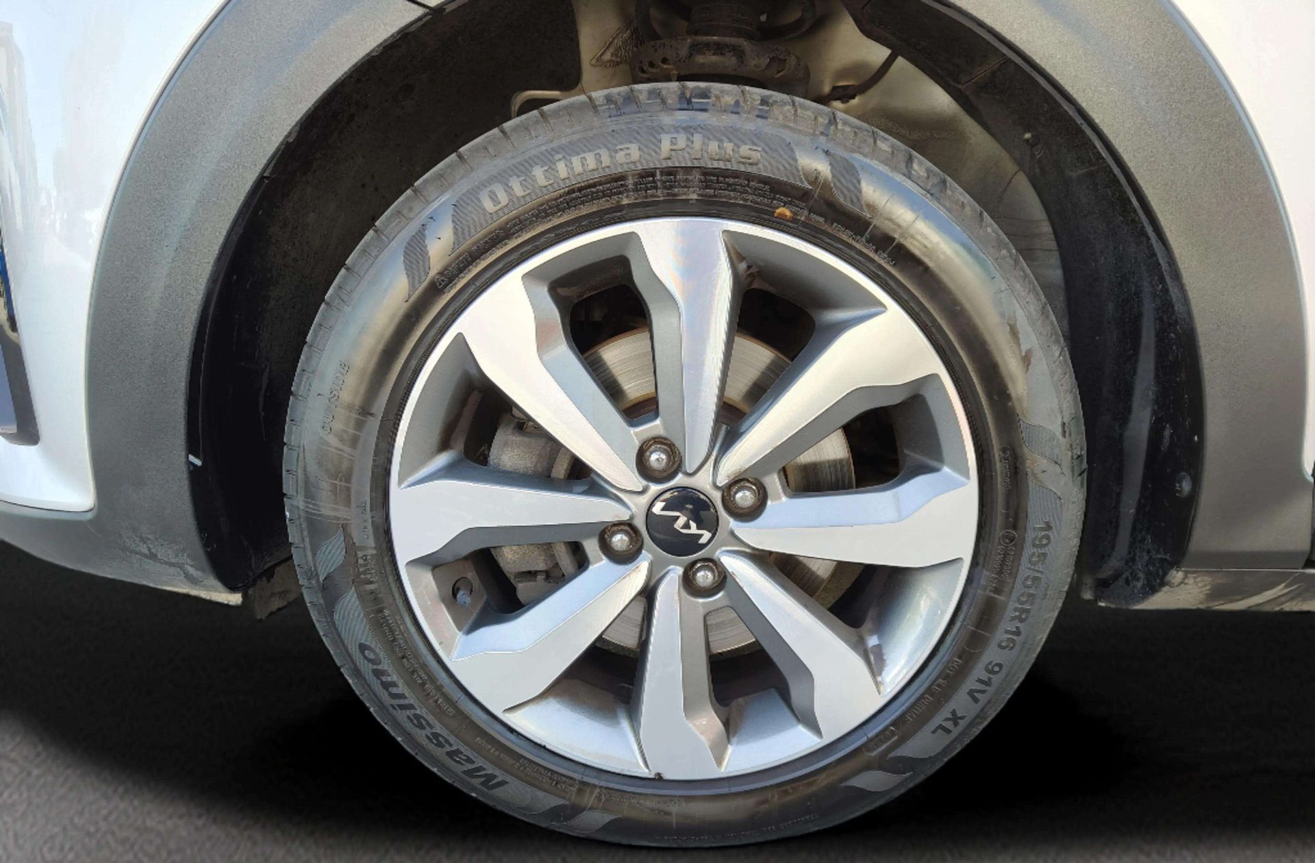 Kia Stonic 1.0 T-GDi Drive DCT - foto 32