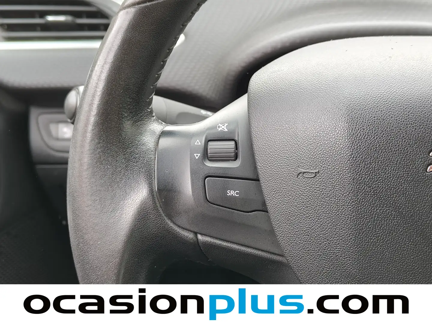 Foto Peugeot 2008 Peugeot 2008 BlueHDi 100 Style (100 CV)