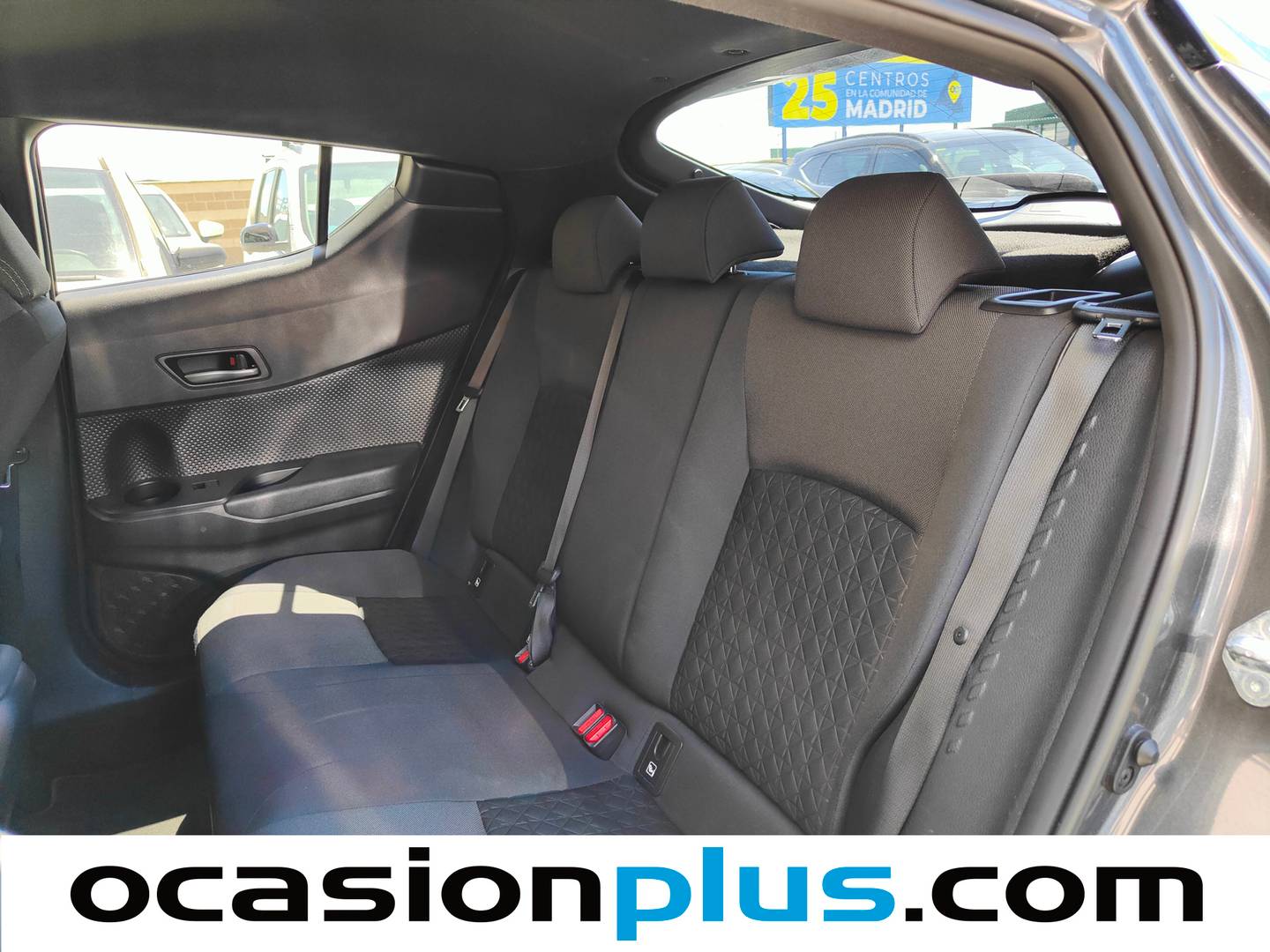 Foto asientos traseros Toyota C-HR Toyota C-HR 1.8 125H Advance (122 CV)