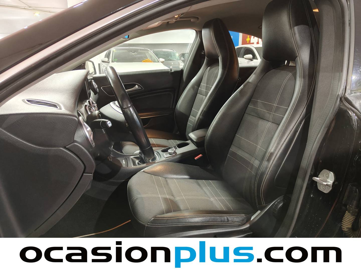 Foto asientos delanteros Mercedes CLA Mercedes-Benz CLA CLA 200 CDI Edition 1 (136 CV)