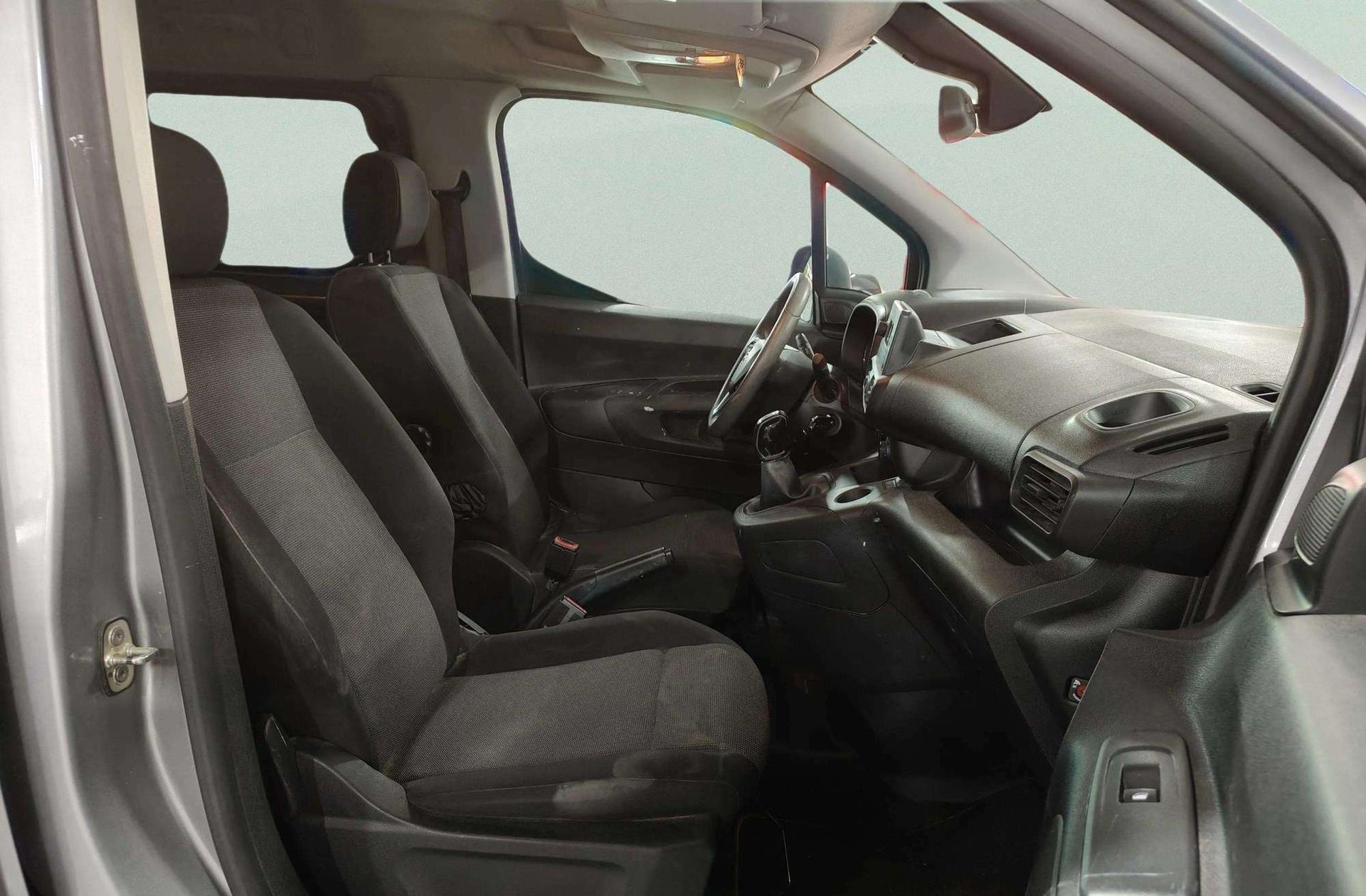 Opel Combo 1.5 TD Expression L - foto 14