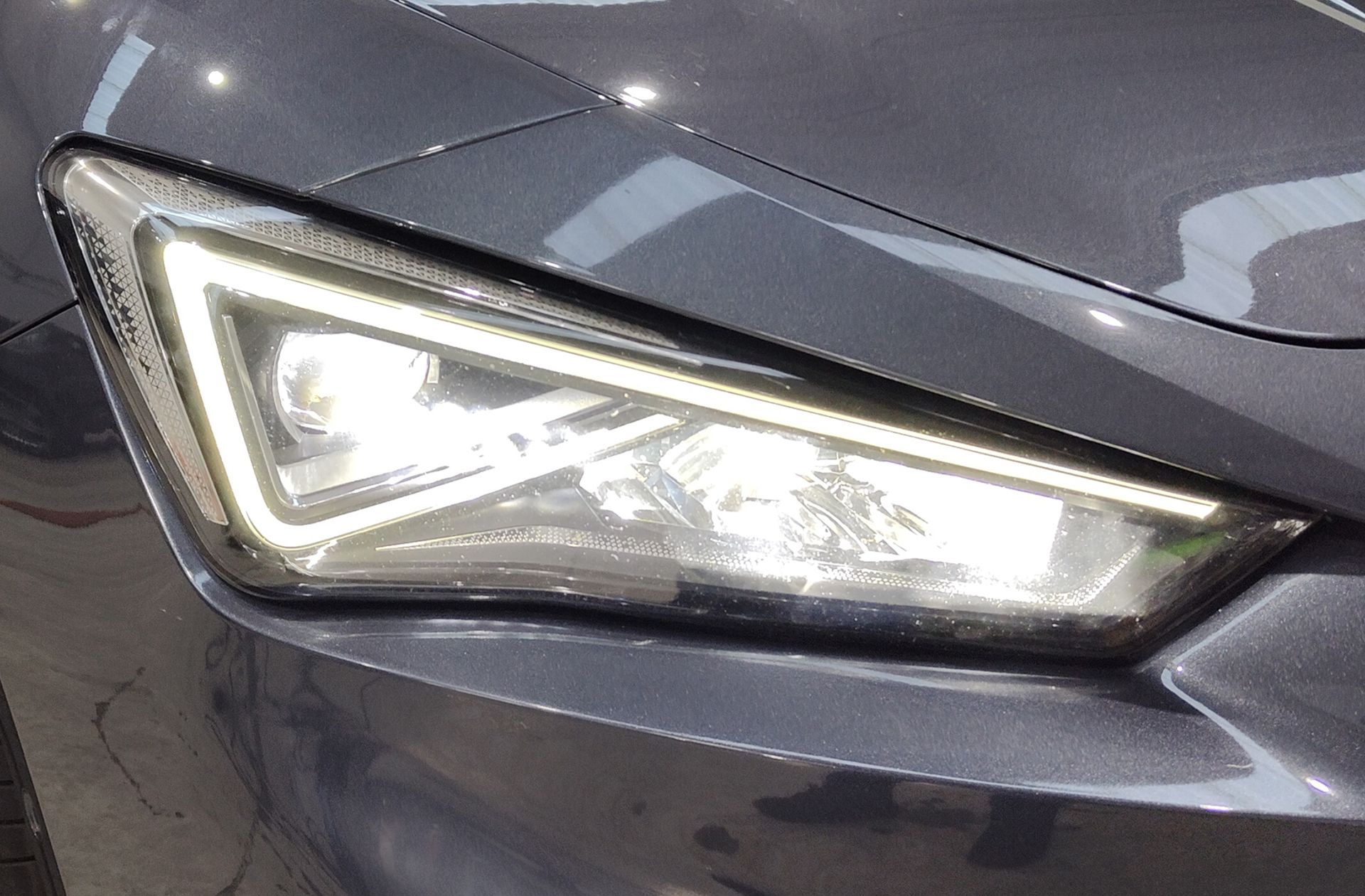 SEAT León 1.5 TSI FR Go L - foto 17
