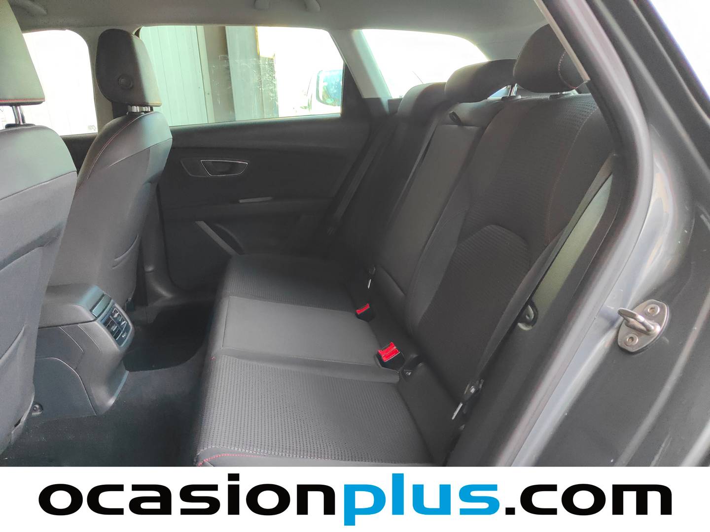 Foto asientos traseros Seat León Seat León ST 2.0 TDI S&S FR DSG (150 CV)