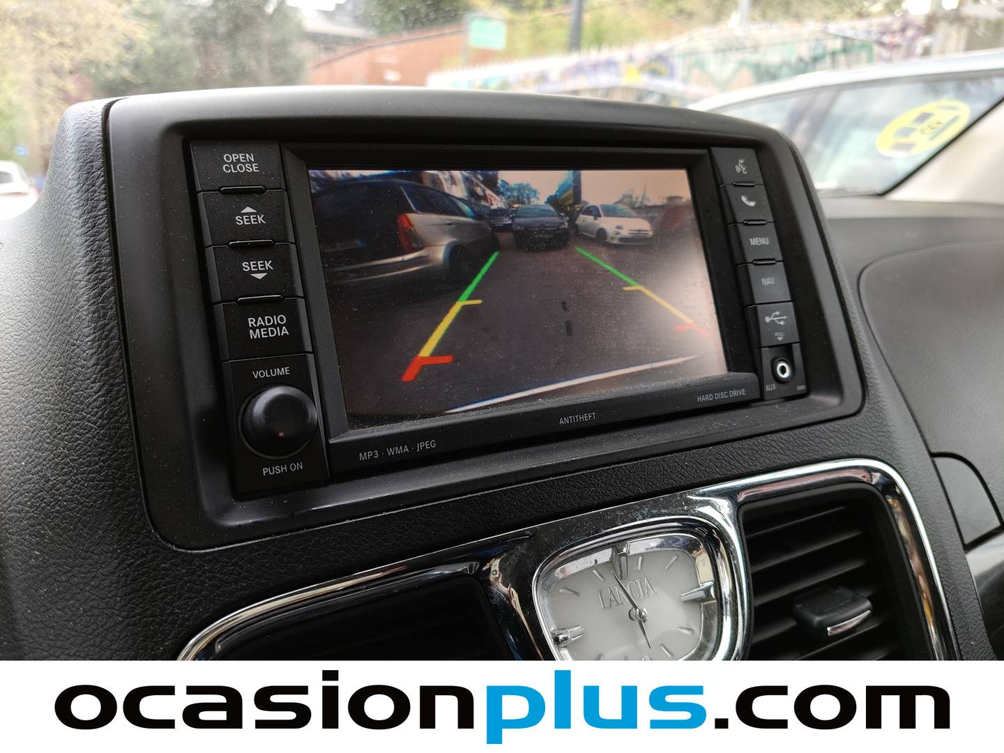 Extras del Lancia Voyager Lancia Voyager 2.8 CRD PLATINUM  (177 CV) 7 Plazas