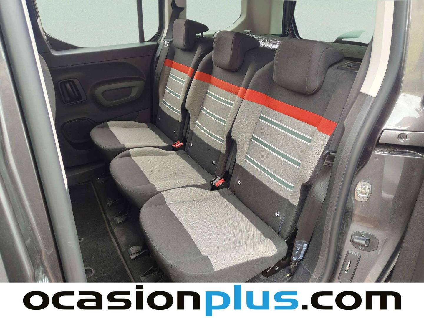 Foto asientos traseros Citroën Berlingo Citroën Berlingo BlueHDi 130 S&S Talla M Shine (130 CV)