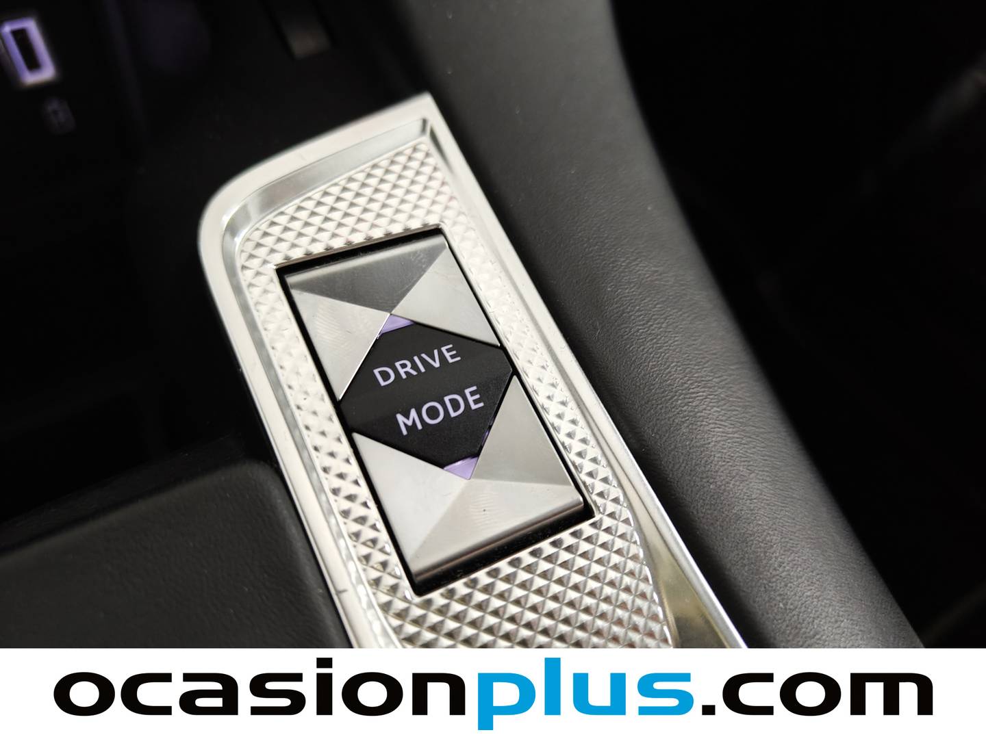 DS DS 7 DS DS7 Crossback E-Tense 300 Esprit De Voyage 4x4 (300 CV) híbrido enchufable