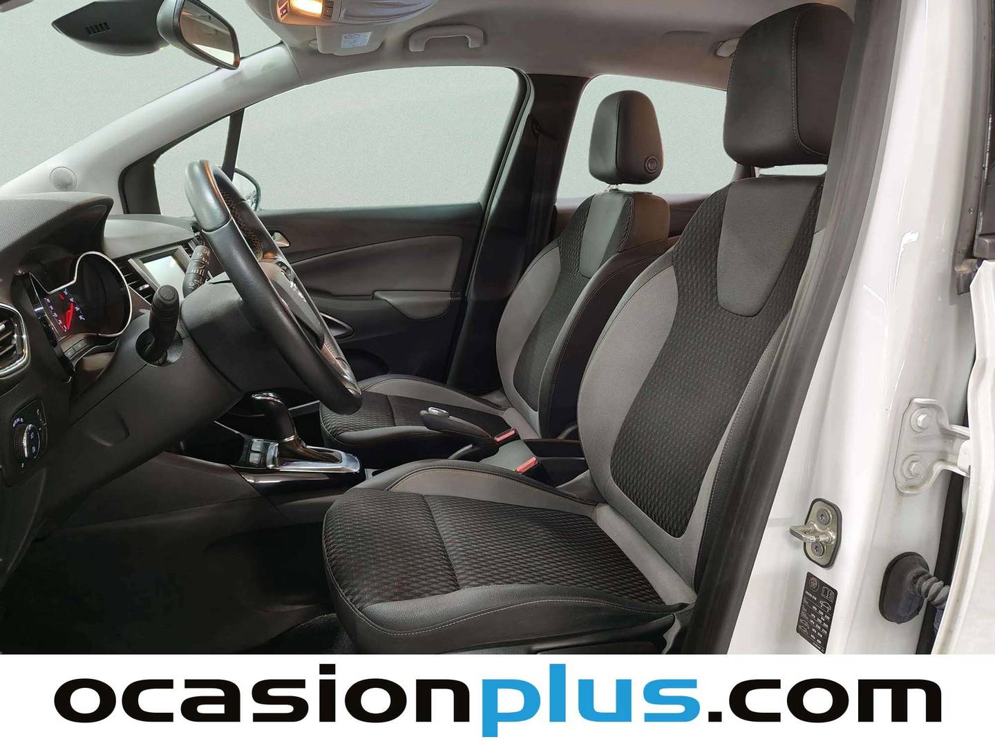 Foto asientos delanteros Opel Crossland X Opel Crossland X 1.5D S&S Innovation Auto (120 CV)