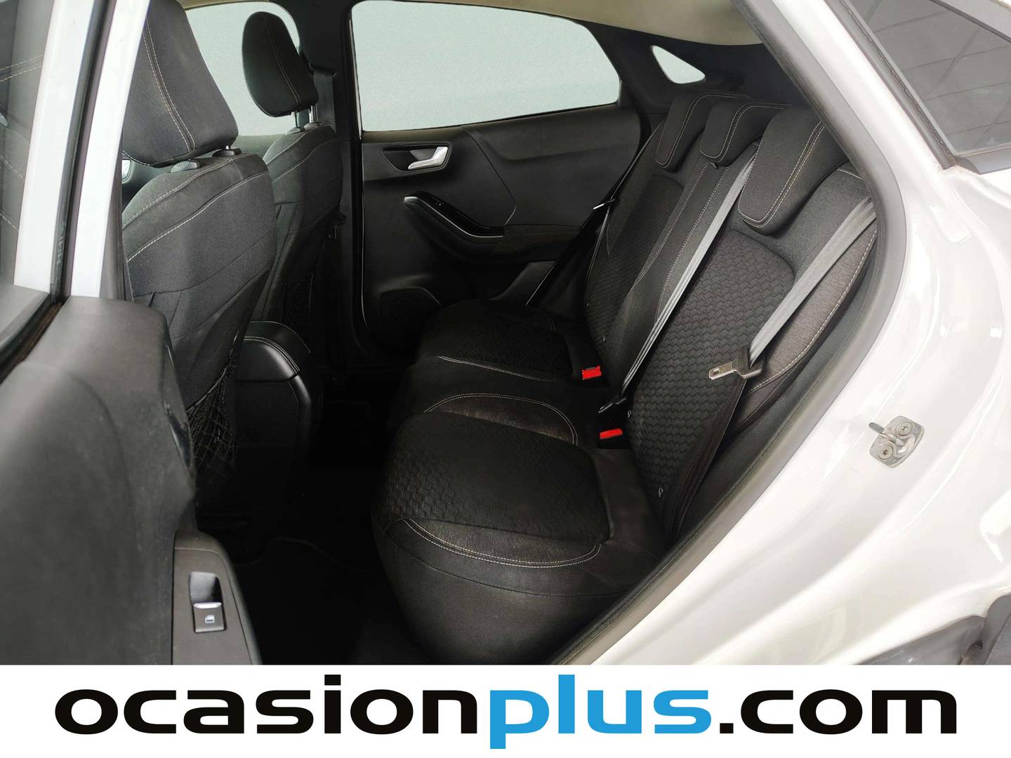 Foto asientos traseros Ford Puma Ford Puma 1.5 Ecoblue Titanium (120 CV)