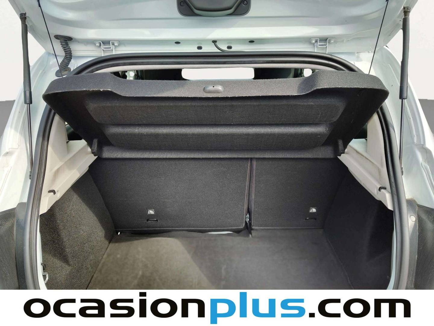 Fotos maletero Dacia Sandero Dacia Sandero Ambiance 1.0 (73 CV)