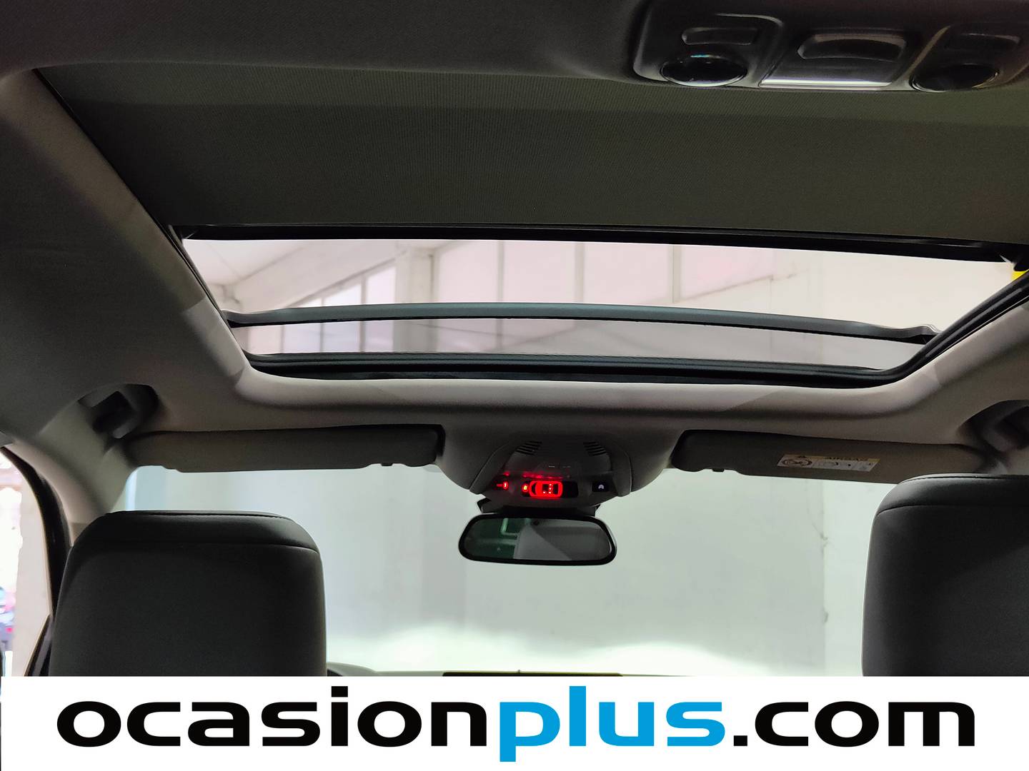 Extras y acabados del Citroën C5 Aircross Citroen C5 Aircross Plug-in Hybrid Max e-EAT8 (225 CV)