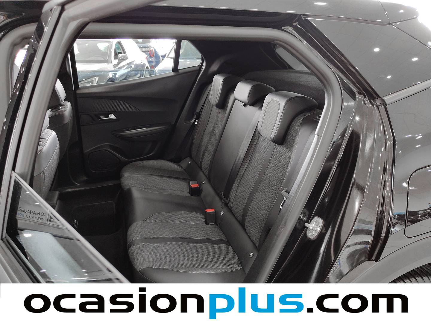 Foto asientos traseros Peugeot 2008 Peugeot 2008 Allure Hybrid eDCS6 (145 CV)