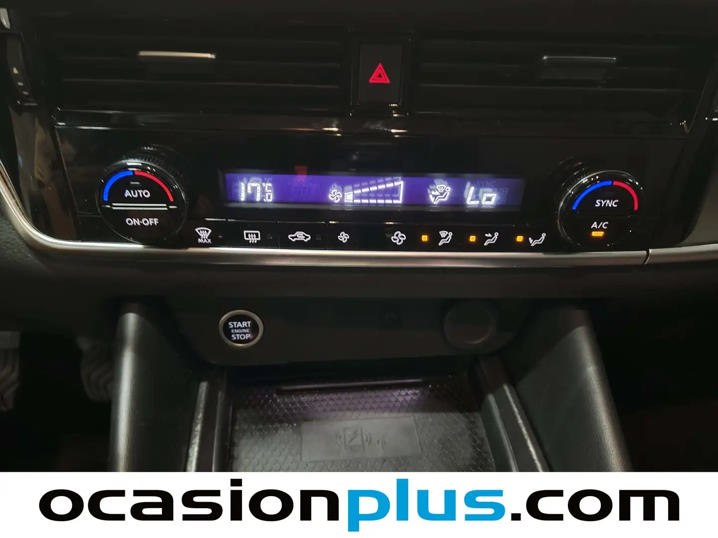 Foto Nissan QASHQAI Nissan Qashqai DIG-T 140 N-Connecta (140 CV)