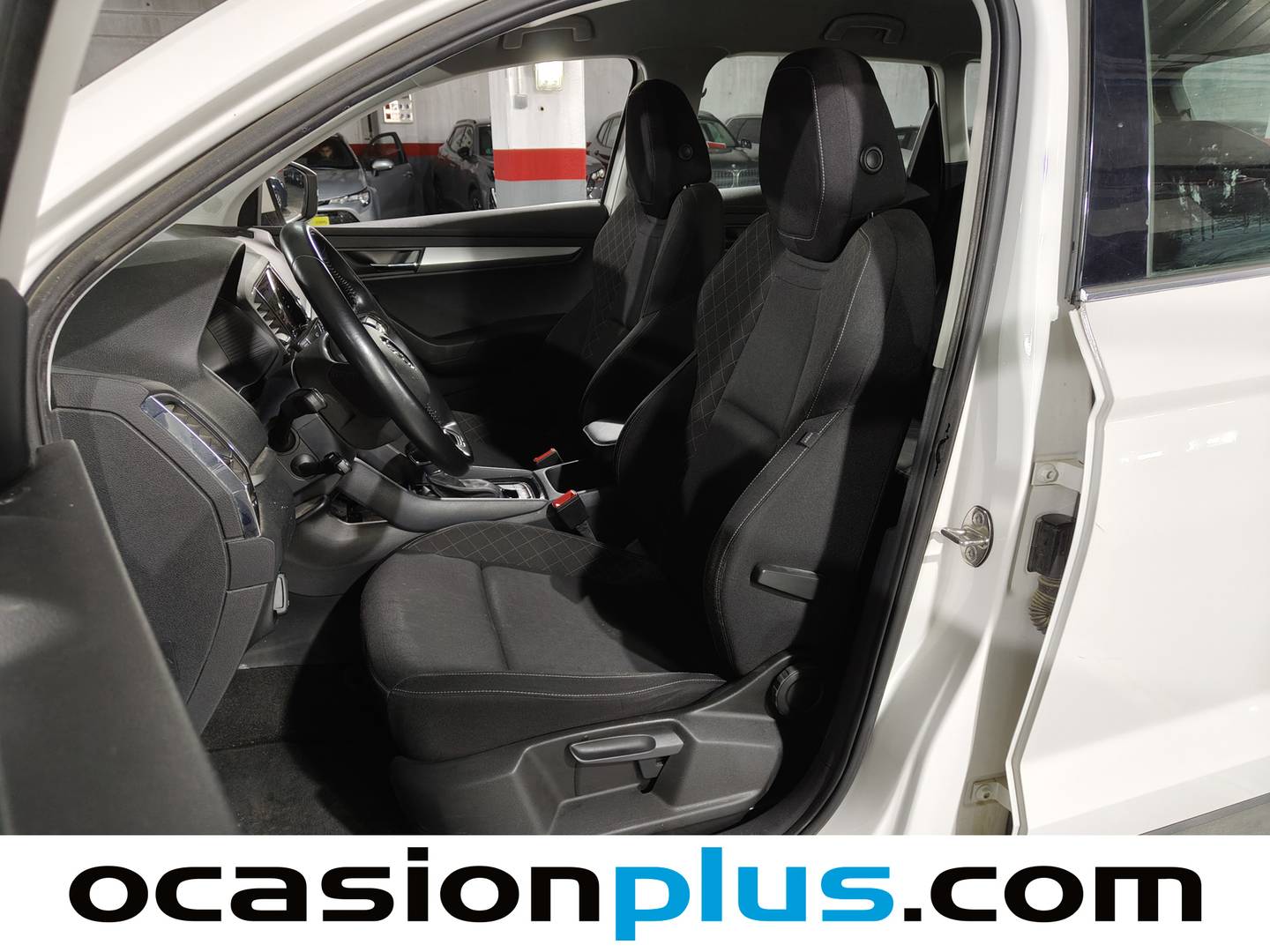 Foto Skoda Karoq Skoda Karoq 2.0 TDI Ambition 4X4 DSG (150 CV)