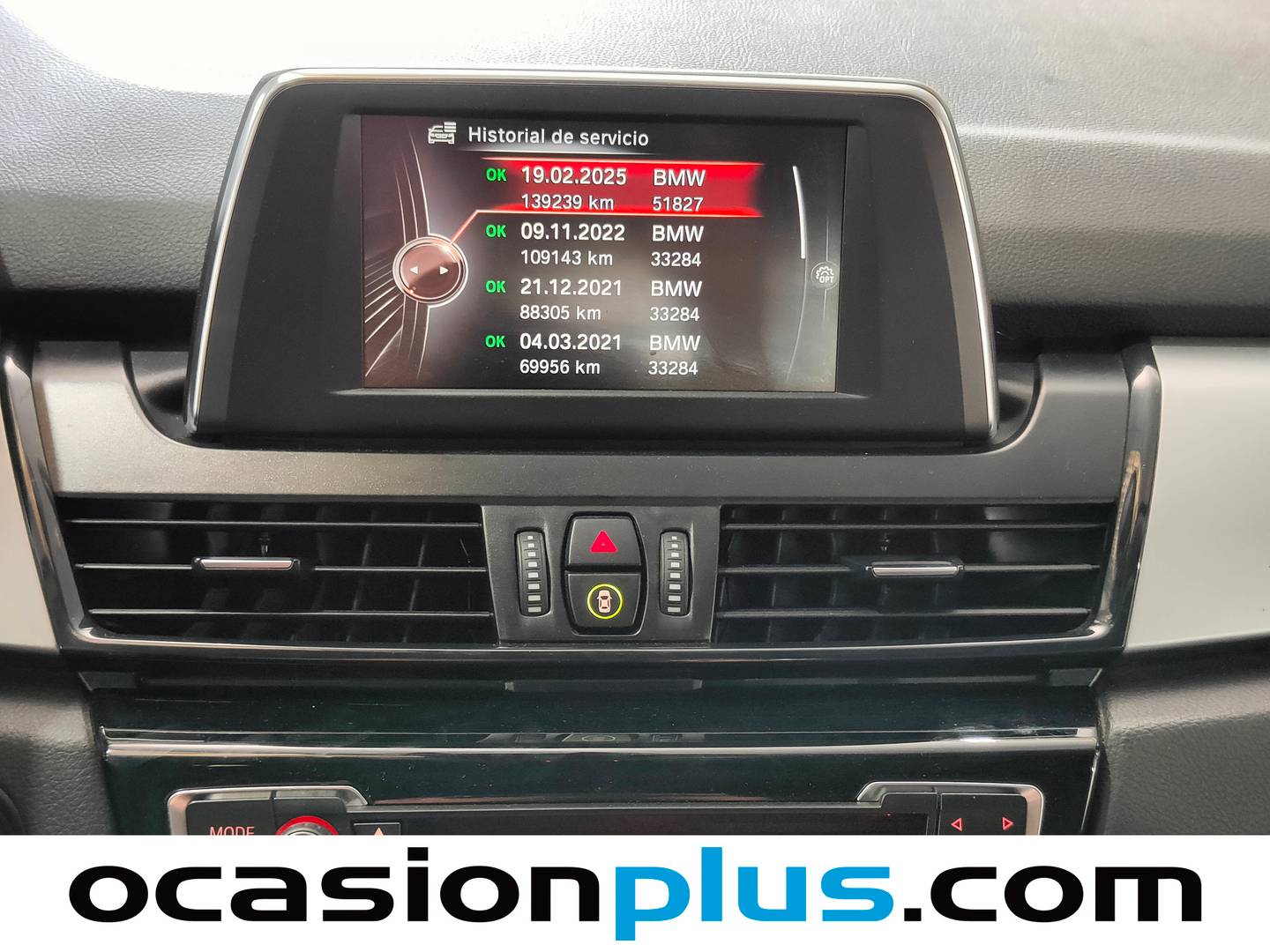 Foto BMW Serie 2 Active Tourer BMW Serie 2 218d Active Tourer (150 CV)