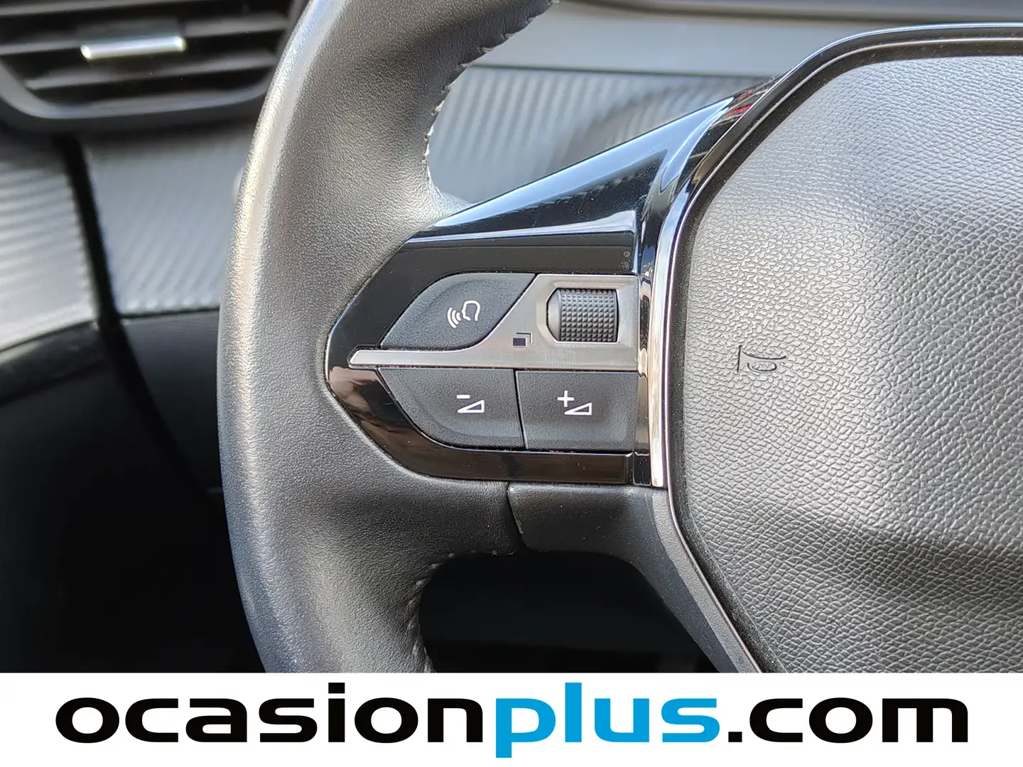 Foto Peugeot 208 Peugeot 208 PureTech 100 Allure (100 CV)