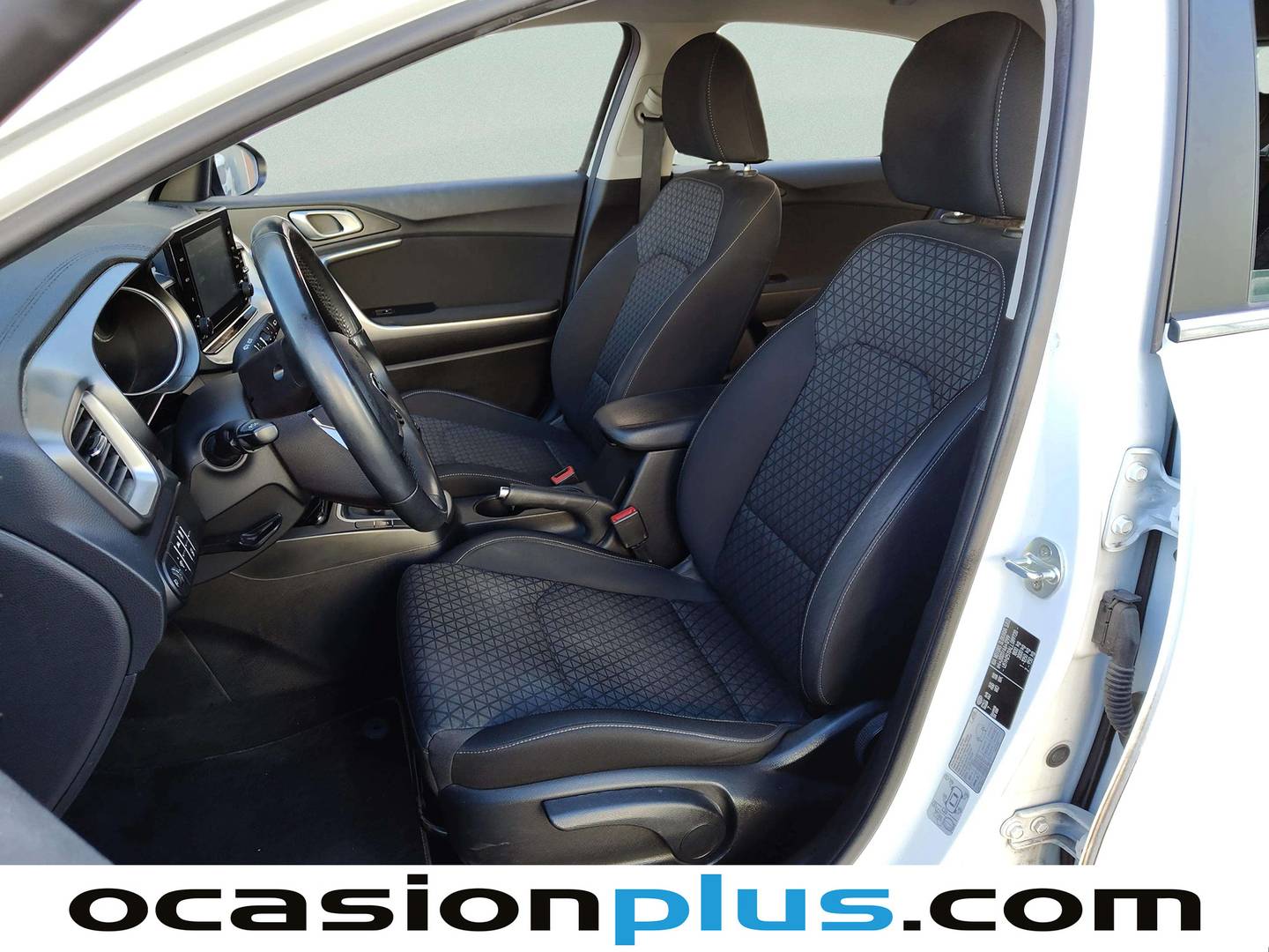 Foto asientos delanteros KIA Ceed KIA Ceed 1.0 T-GDi Drive (120 CV)
