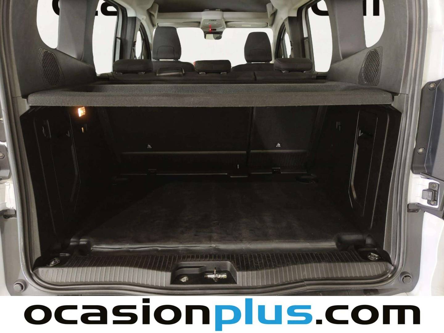 Fotos maletero Renault Kangoo Combi Renault Kangoo Combi Combi Life Edition One 1.5 Blue dCi (75 CV)