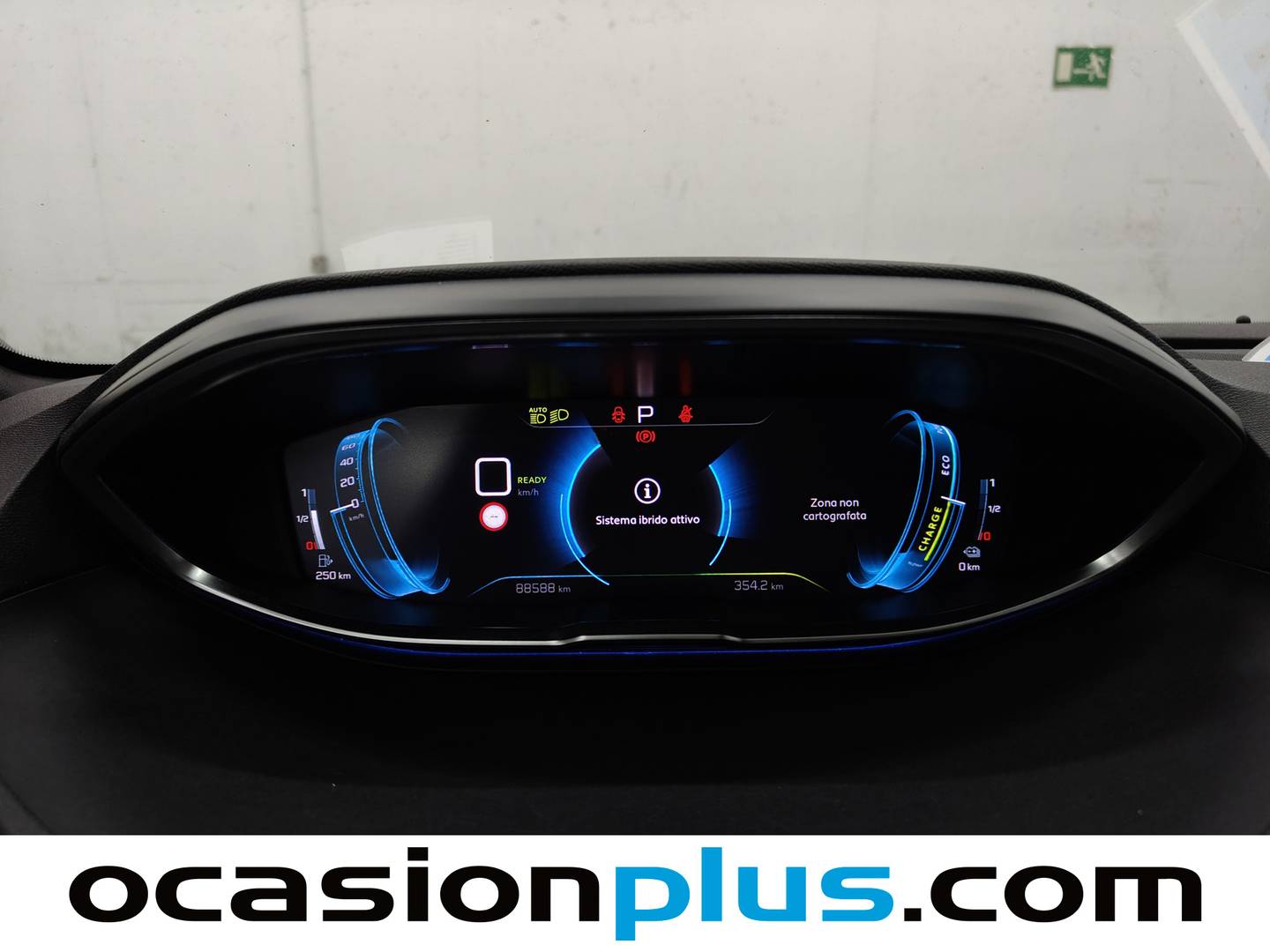 Foto Peugeot 3008 Hybrid Peugeot 3008 Hybrid 300 Allure Pack e-EAT8  (300 CV)