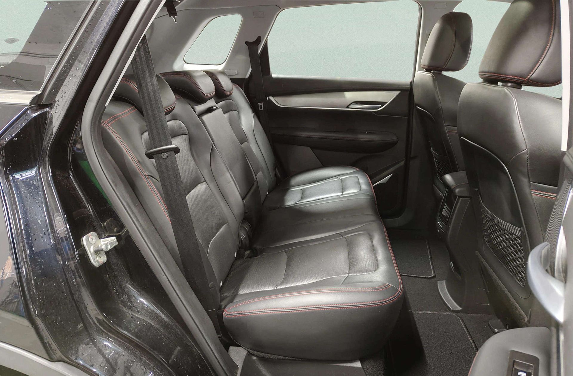 SWM G01 1.5T Luxury - foto 17