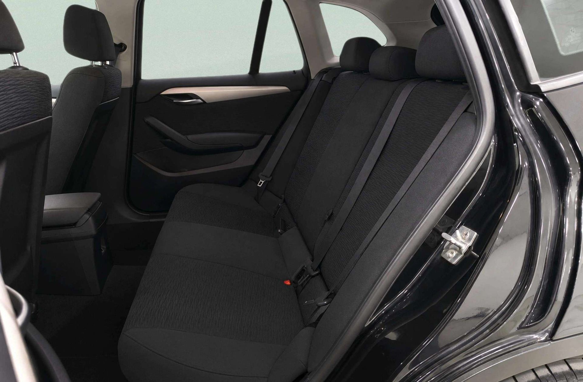 BMW X1 sDrive18d - foto 13