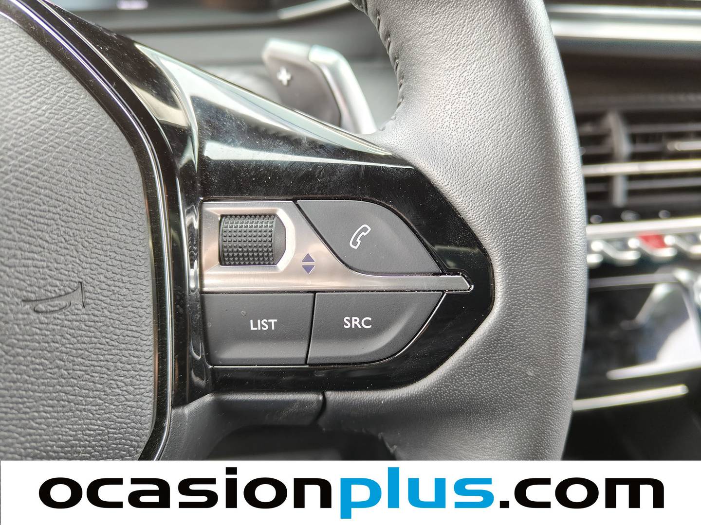 Foto Peugeot 2008 Peugeot 2008 Allure Hybrid eDCS6  (136 CV)