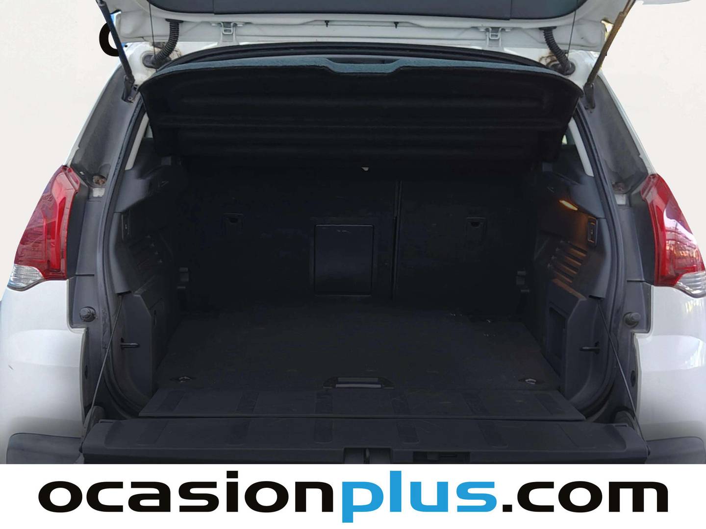 Foto asientos delanteros Peugeot 3008 Peugeot 3008 1.6 HDI Active FAP (115 CV)