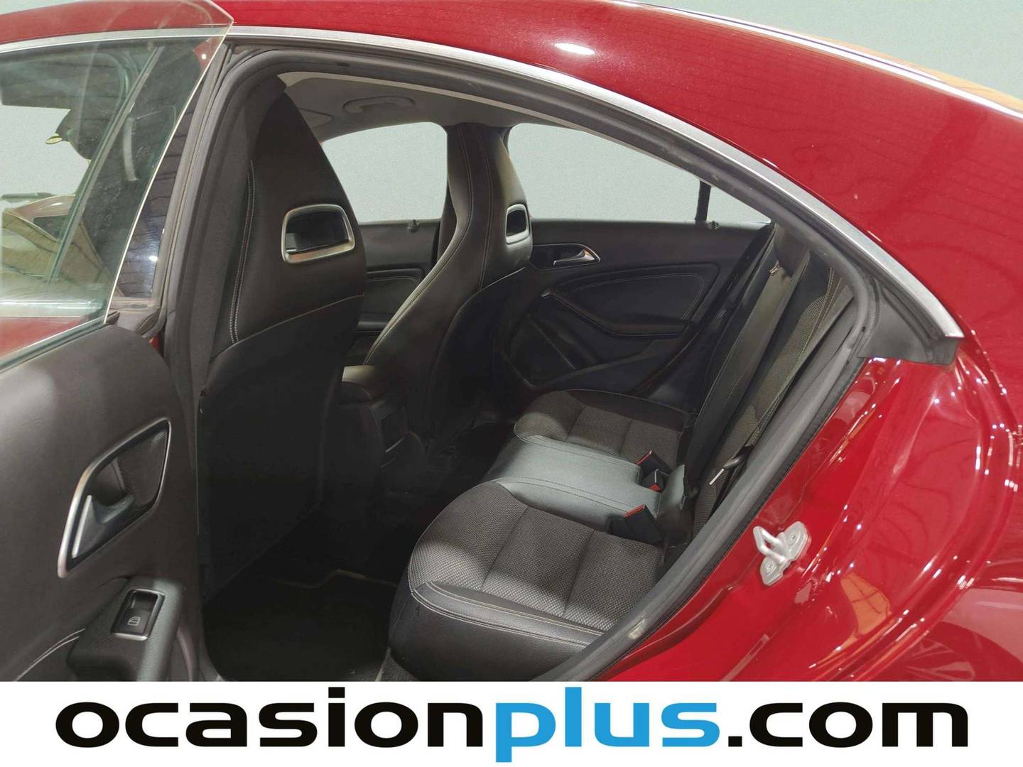 Foto asientos traseros Mercedes CLA Mercedes CLA 200 (156 CV)