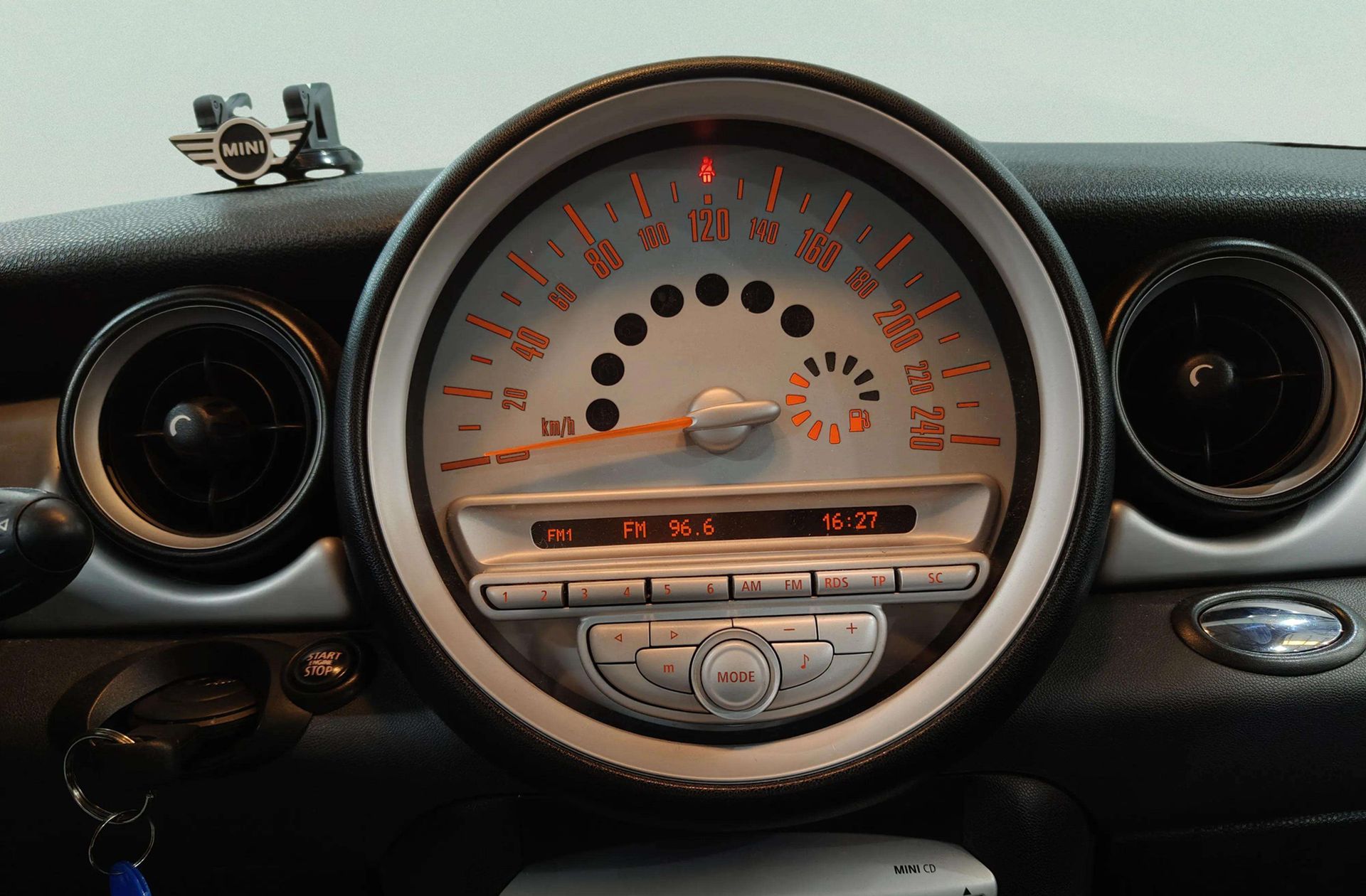 MINI Cooper One - foto 21