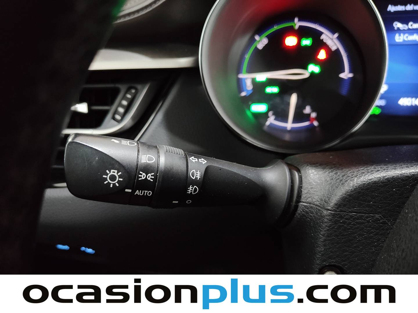 Foto Toyota C-HR Toyota C-HR 1.8 125H Dynamic Plus (122 CV)