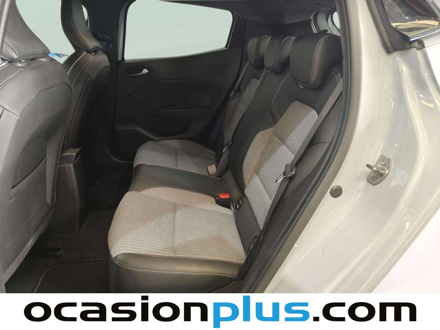 Foto asientos traseros Renault Clio Renault Clio Techno TCe (90 CV)