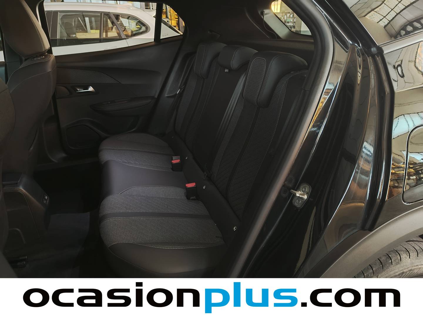 Foto Peugeot 2008 Peugeot 2008 PureTech 100 S&S Allure (100 CV)