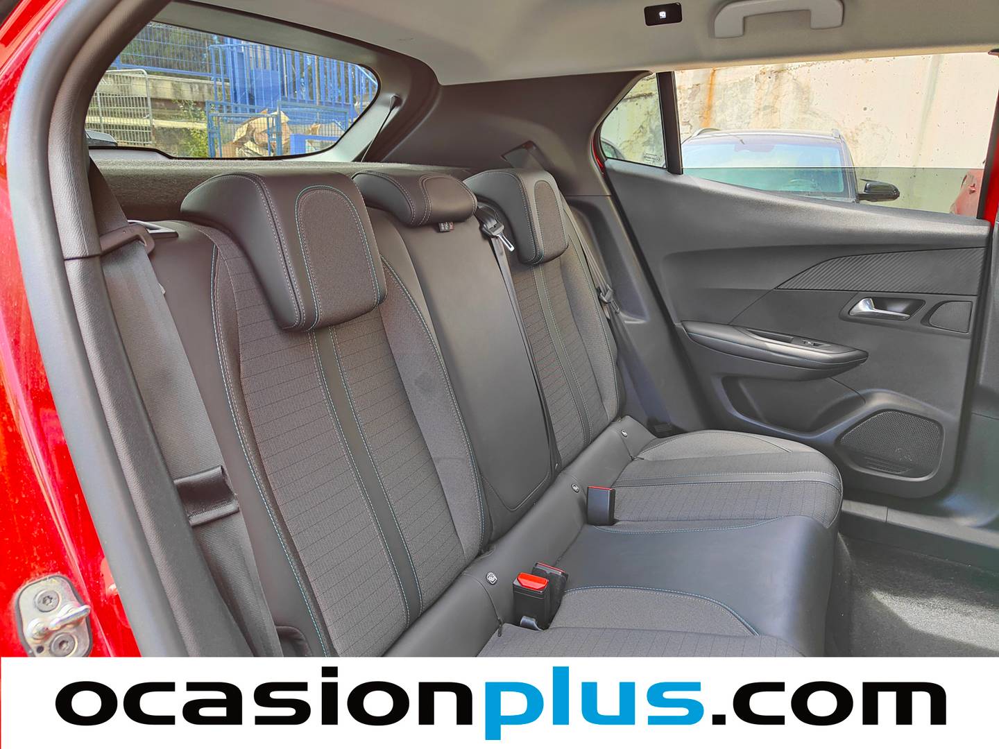 Peugeot 2008 Peugeot 2008 PureTech 130 S&S Allure Pack EAT8 (130 CV) al mejor precio