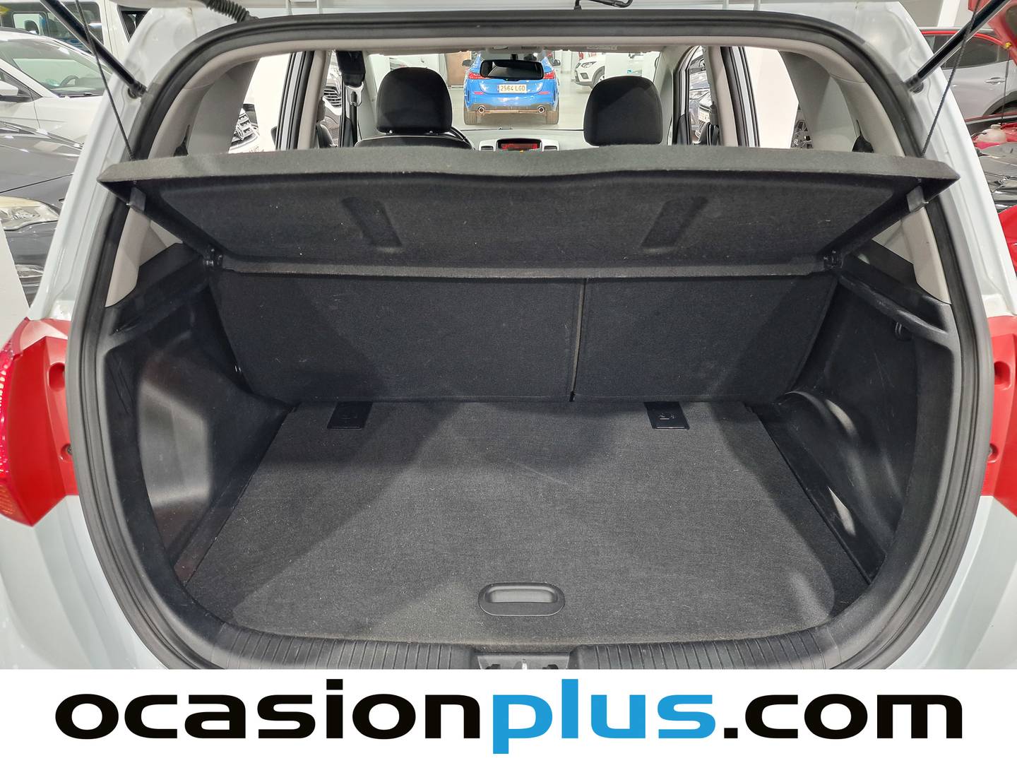 Fotos maletero KIA Venga KIA Venga 1.6 CRDi VGT Drive (128 CV)