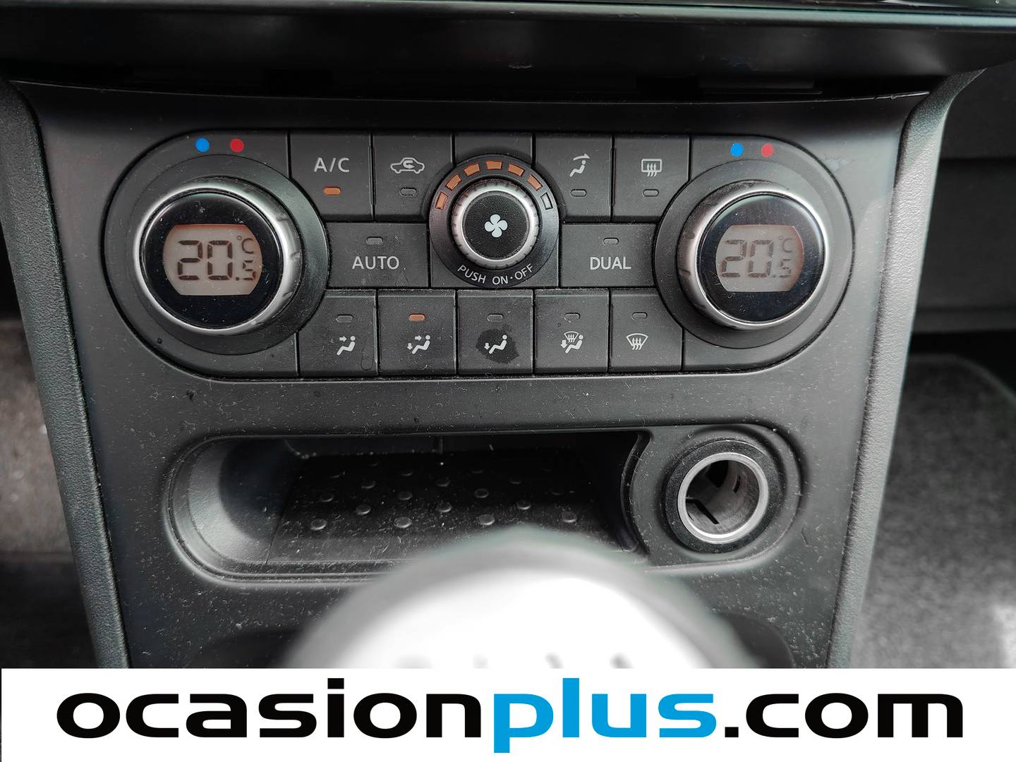 Accesorios del Nissan QASHQAI Nissan Qashqai 2.0 dCi Tekna Sport Chrome 4x2 (150 CV)