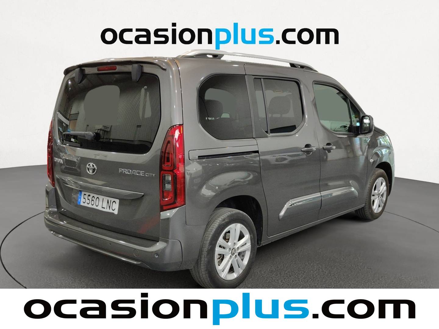 Foto trasera Toyota Proace City Verso Toyota Proace City Verso 1.2 Family Active L1  (110 CV) derecha