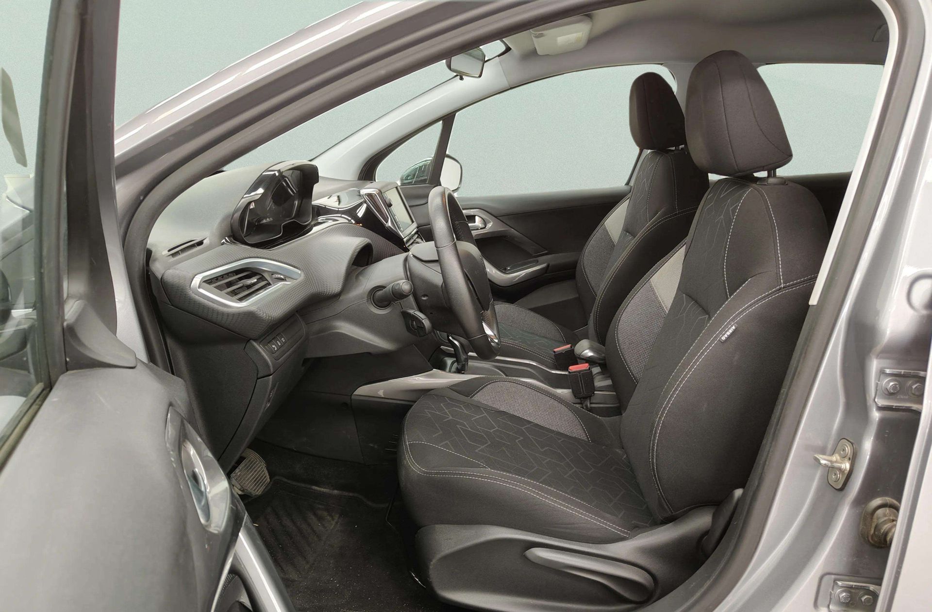 Peugeot 2008 PureTech 110 Style EAT6 - foto 12